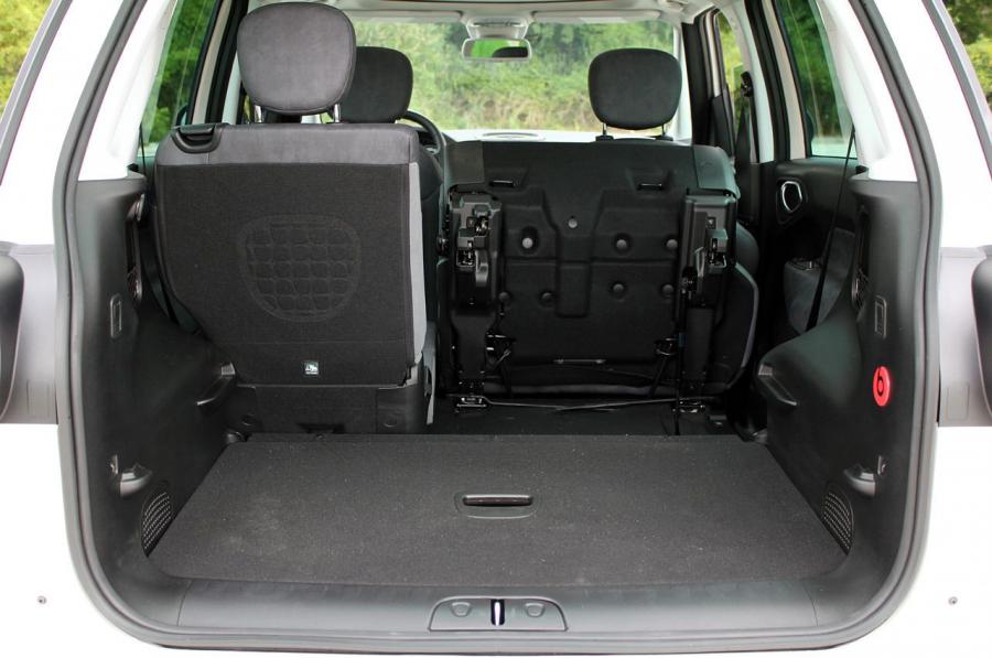  Fiat 500L 2014 года  (фото 129 из 138)